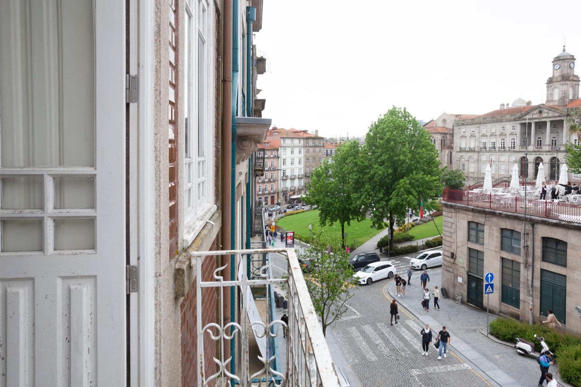 Citybreak-Apartments Patio Porto Bagian luar foto